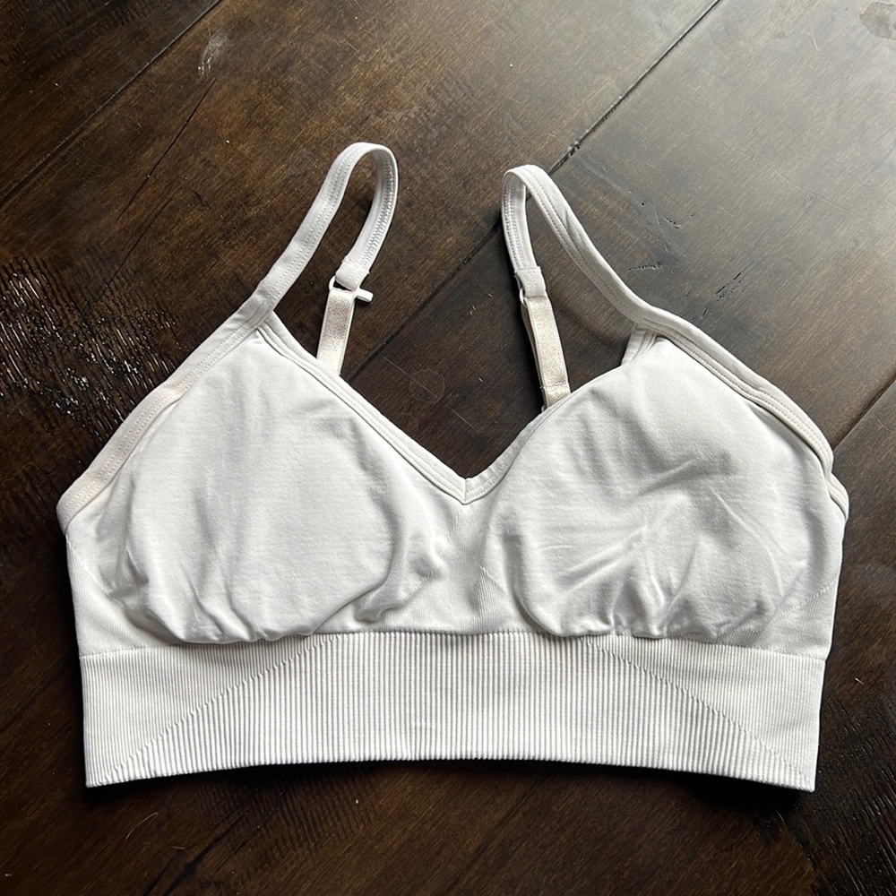 White LuluLemon Ebb-to-Street sports bra, size 8